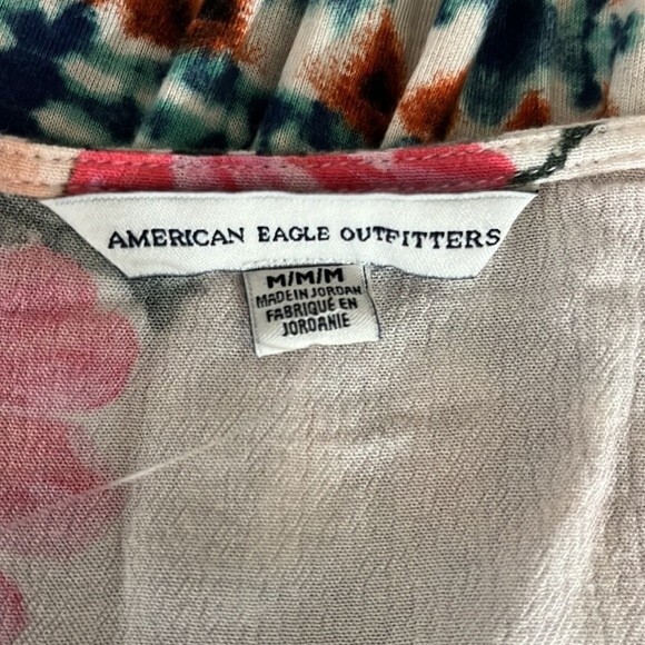 American Eagle White w/ Pink Floral Tie Front Top Size Medium - Picture 6 of 8